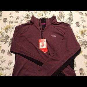 Maroon North Face long sleeve flash dry pullover